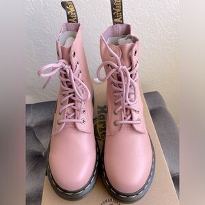 Dr.Martens 1460 Virginia Women’s leather Boots ( Brand New Never Worn Size 7)